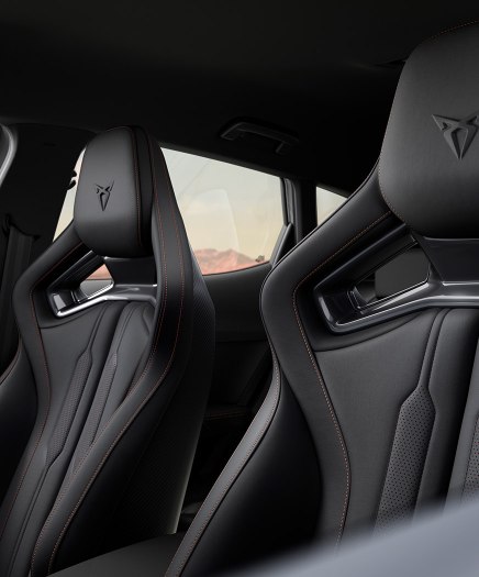 Cupra formentor vz5 5 cylinder engine